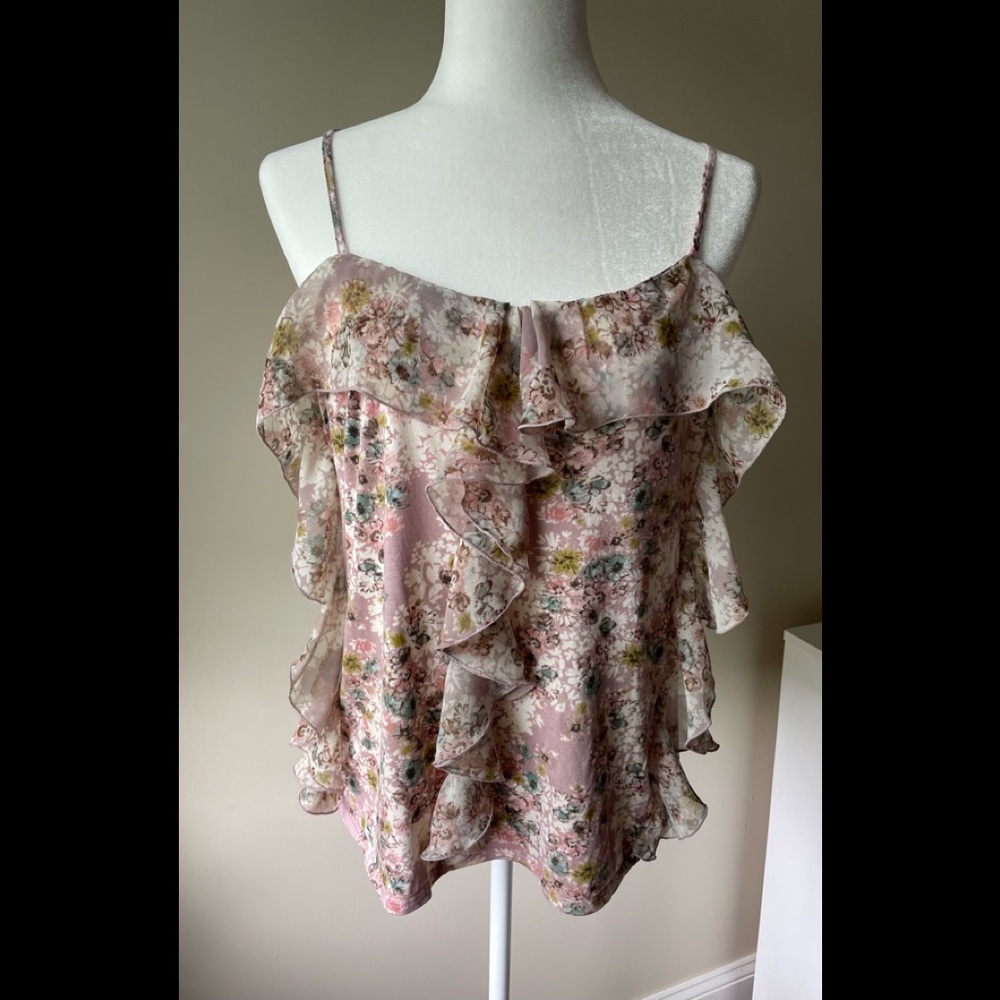 Lauren Conrad Floral Top with adjustable straps.